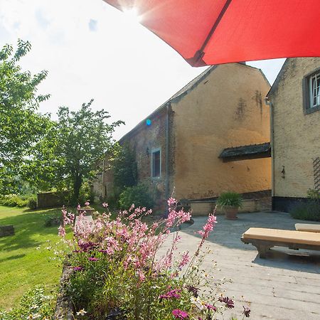 B&B Cense De La Tour Nil Saint-Vincent Екстериор снимка